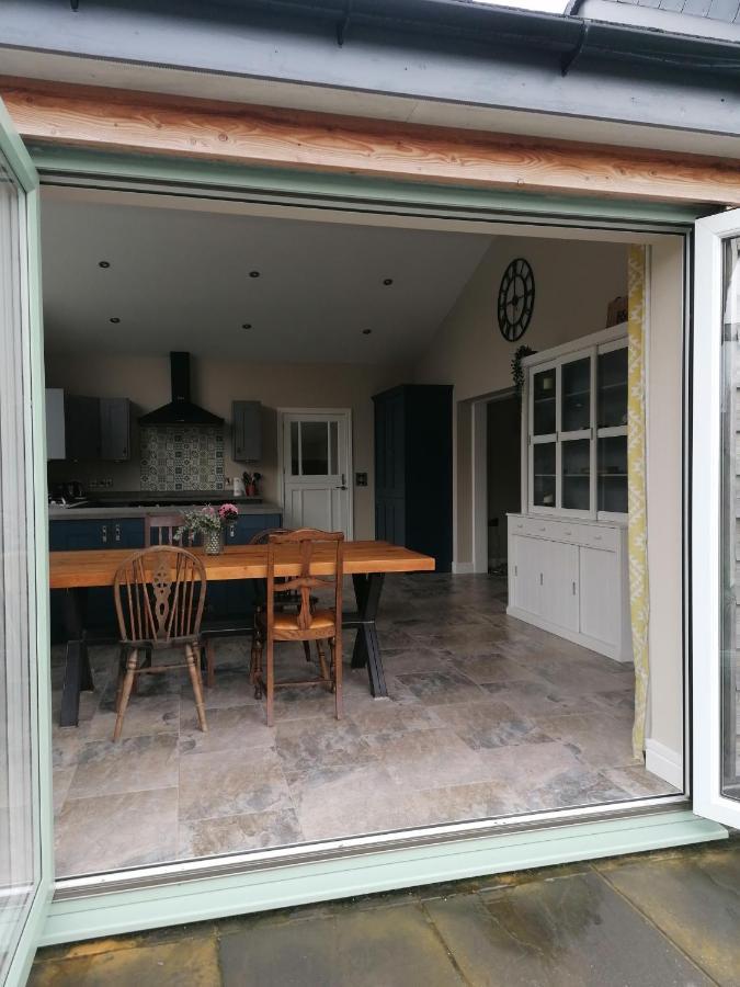 Ty-Isaf Cottage Dolanog Bagian luar foto